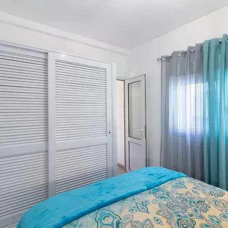 Arinaga Suites Lejlighedshotel *