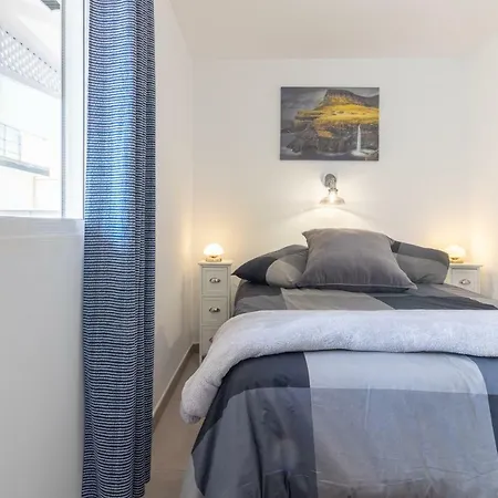 Arinaga Suites *