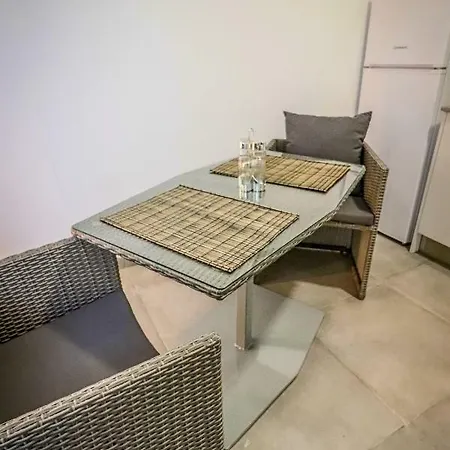 Arinaga Suites