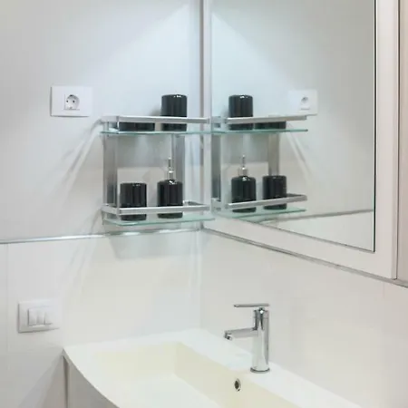 Arinaga Suites *