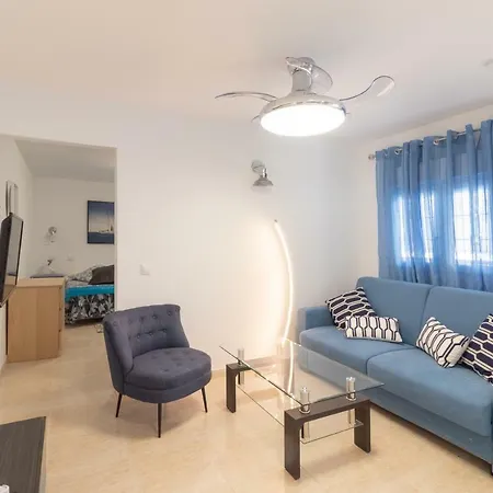 Arinaga Suites *